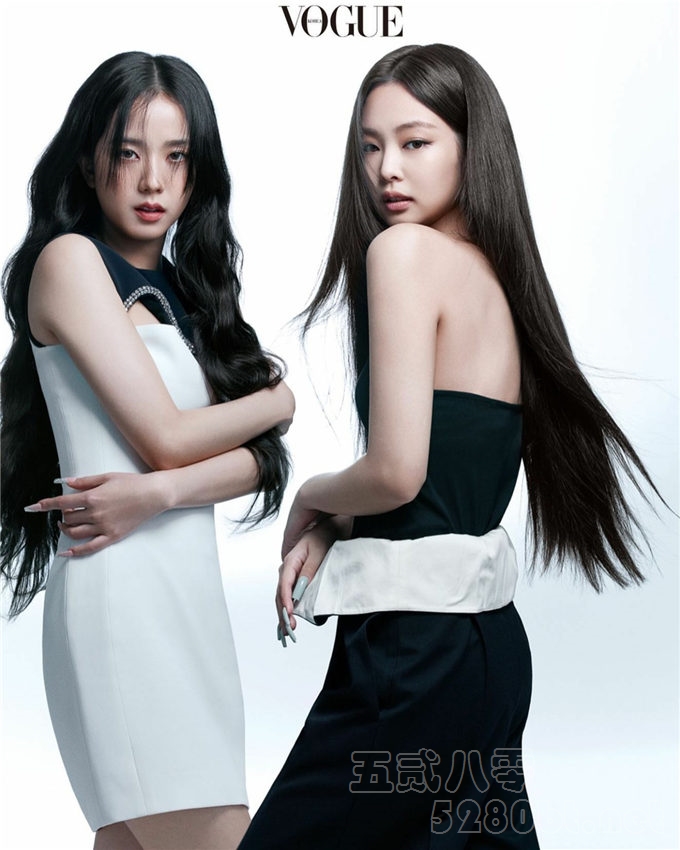 BLACKPINK拍摄VOGUE杂志封面的美图预览图