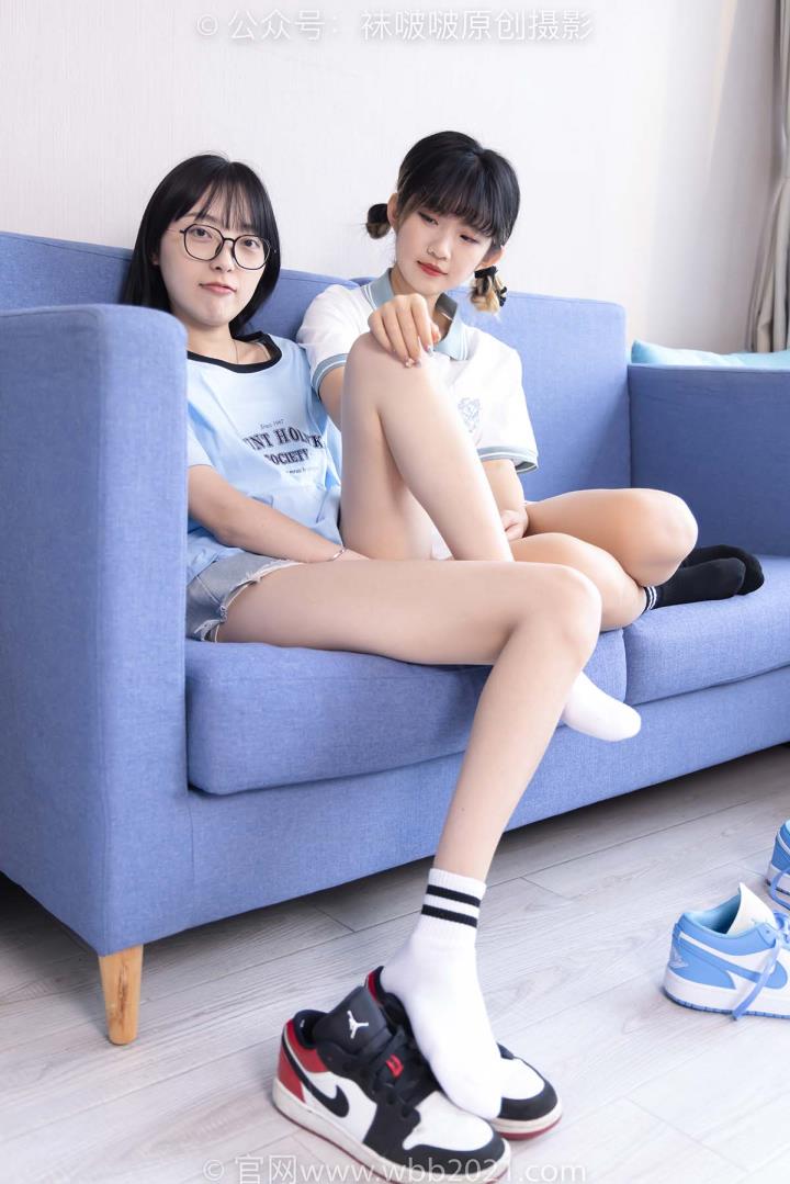 [BoBoSocks袜啵啵]VOL.520 稚予&砂糖 板鞋、黑棉袜、白棉袜、裸足[160P+1V／5.71GB]推荐预览图